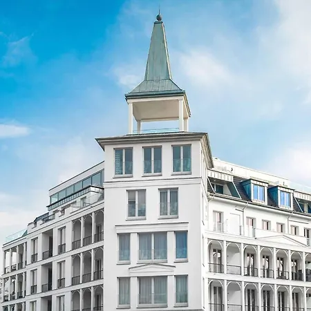 公寓 First Wolke 7 *